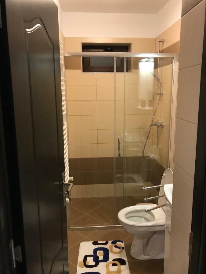 Casa Pricas Villa Moieciu de Jos Bagian luar foto